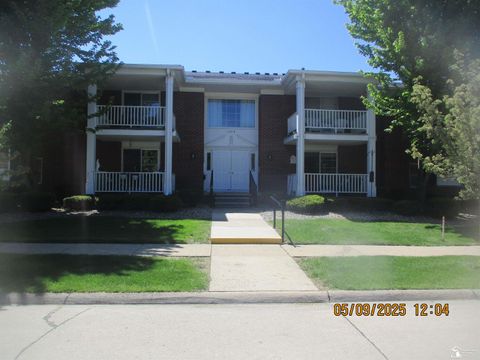 1749 MONTICELLO Street Trenton City Wayne MI 48183