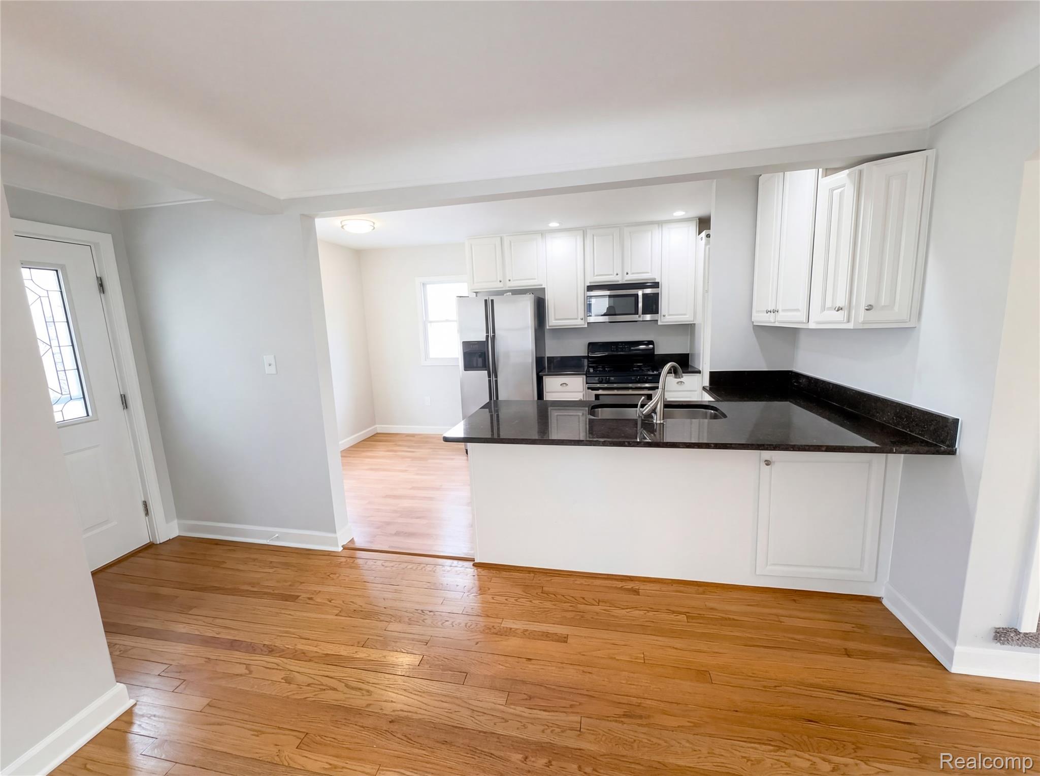 1824 E Hudson Avenue