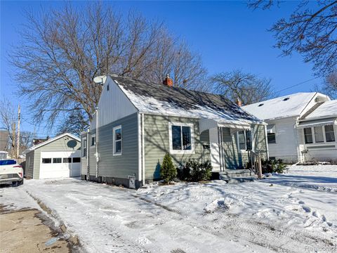 621 Lochhead Avenue Flint City MI 48507