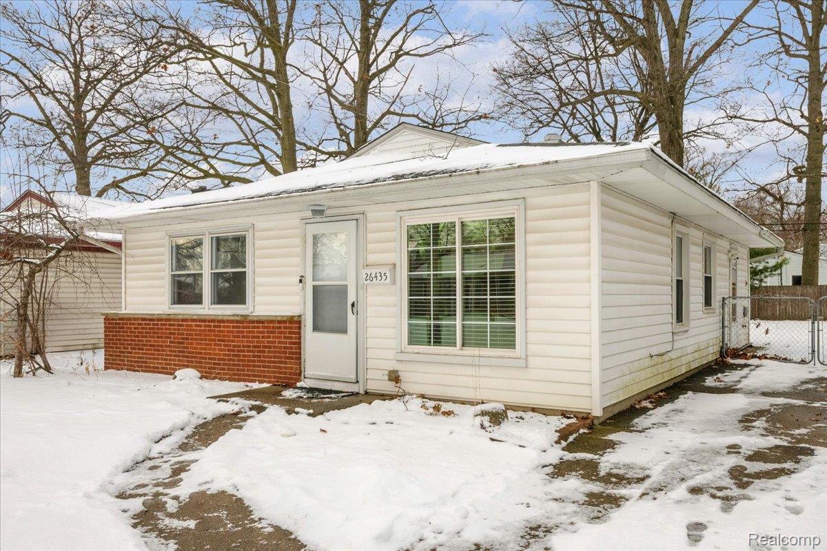 26435 Tawas Street