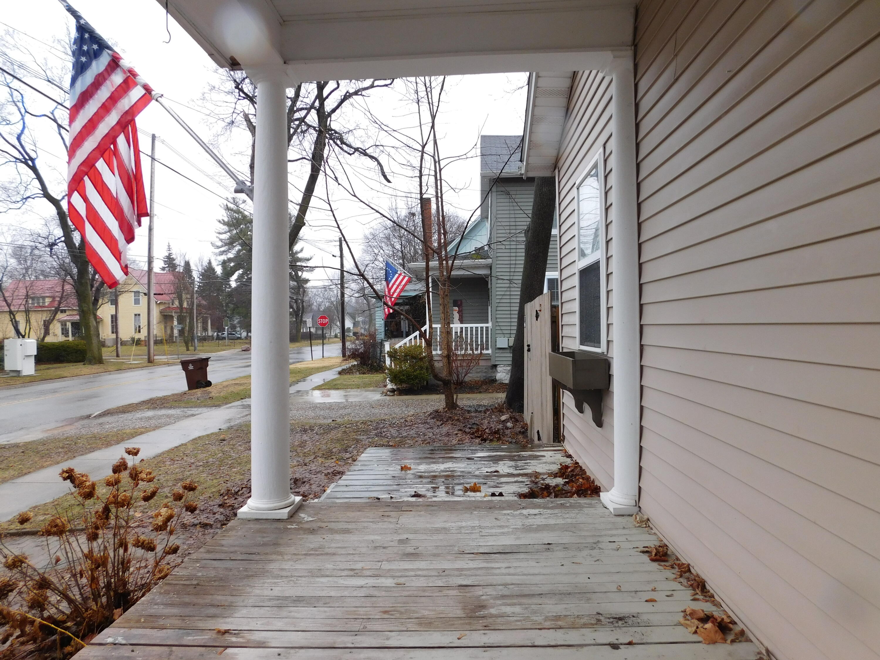 106 S Marshall Avenue