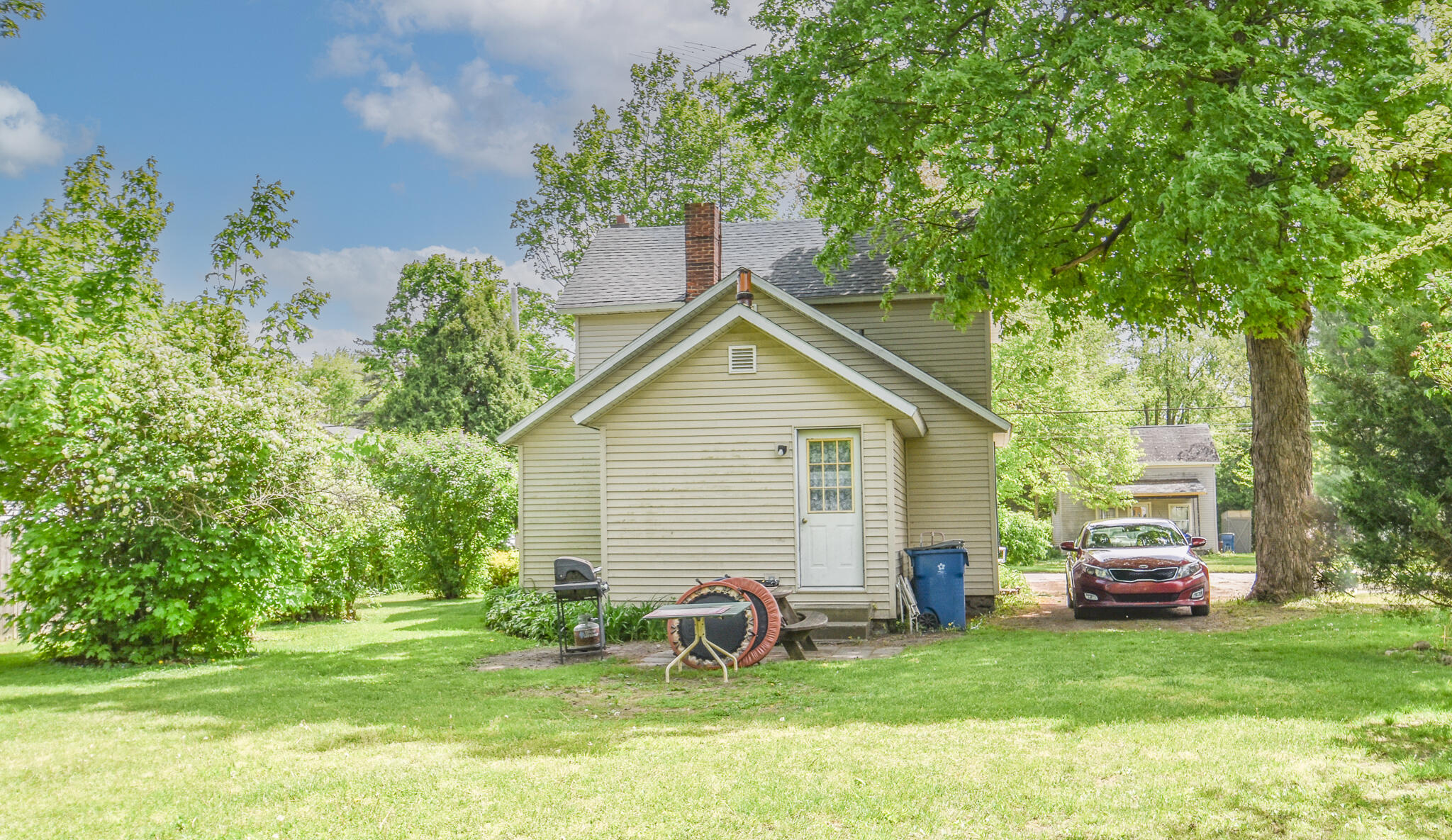 169 E Washington Street