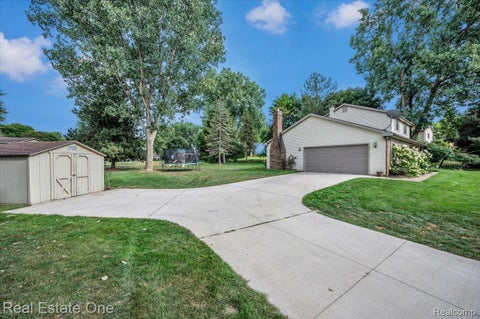 Tiny photo for 9694 Klais Road, Independence Charter Township, MI 48348 (MLS # 20261067864)