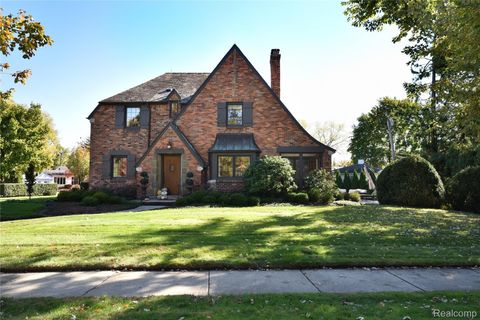 32470 Norchester Street Beverly Hills Village MI 48025
