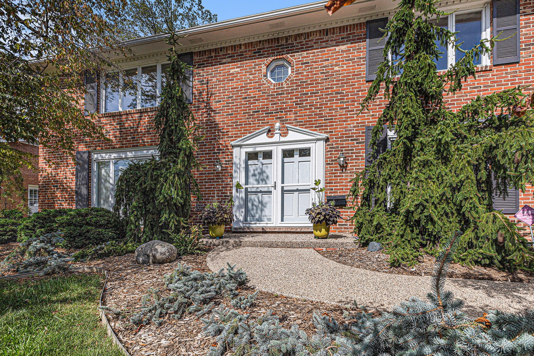 2222 Delaware Drive