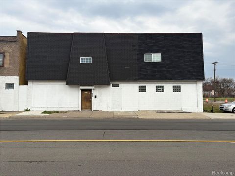 8725 Harper Avenue Detroit City MI 48213