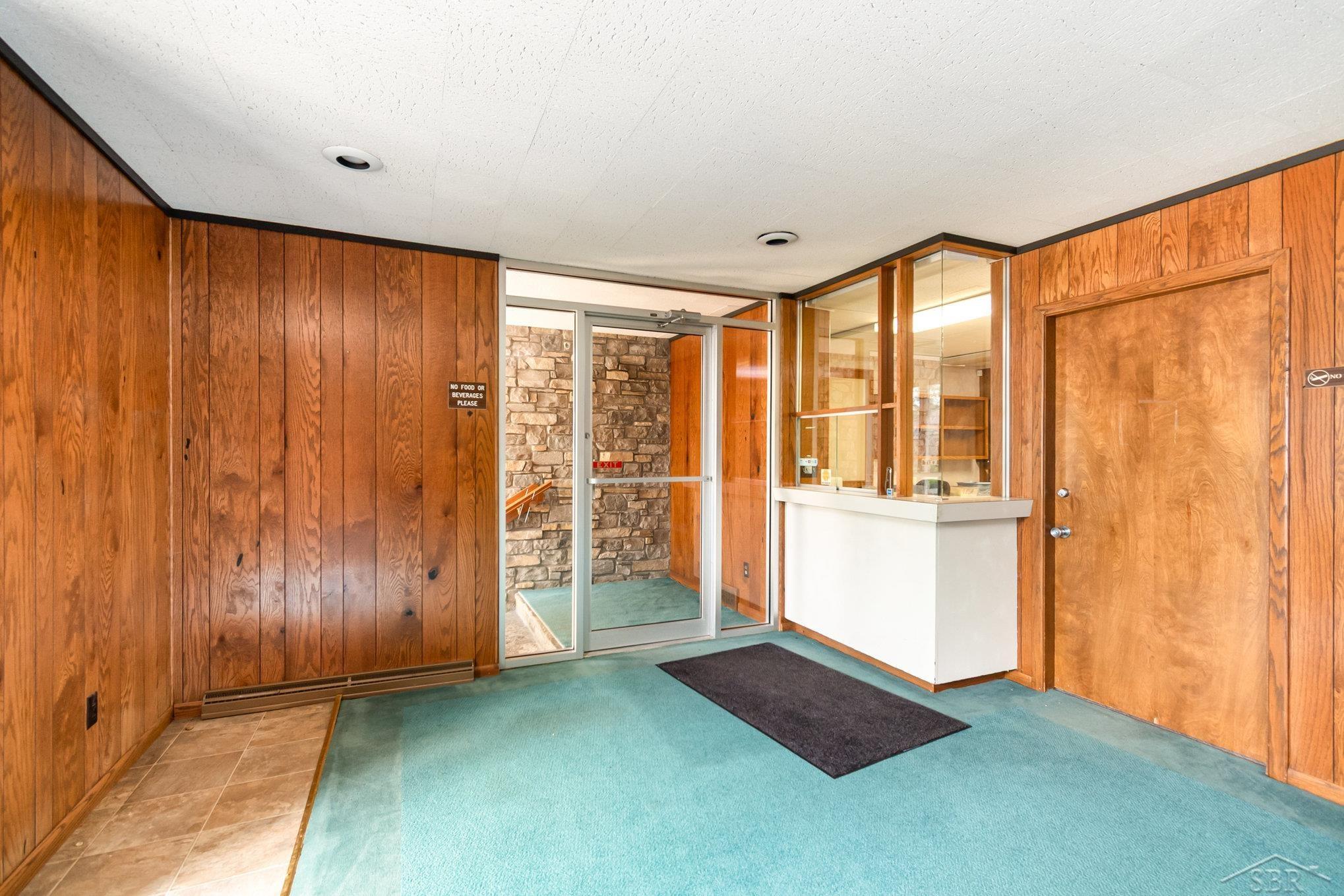 1236 N Michigan Avenue