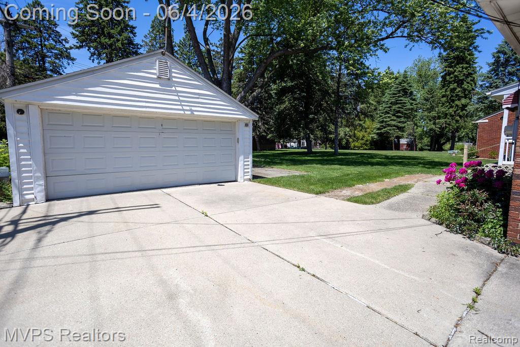 33033 Edgegrove
