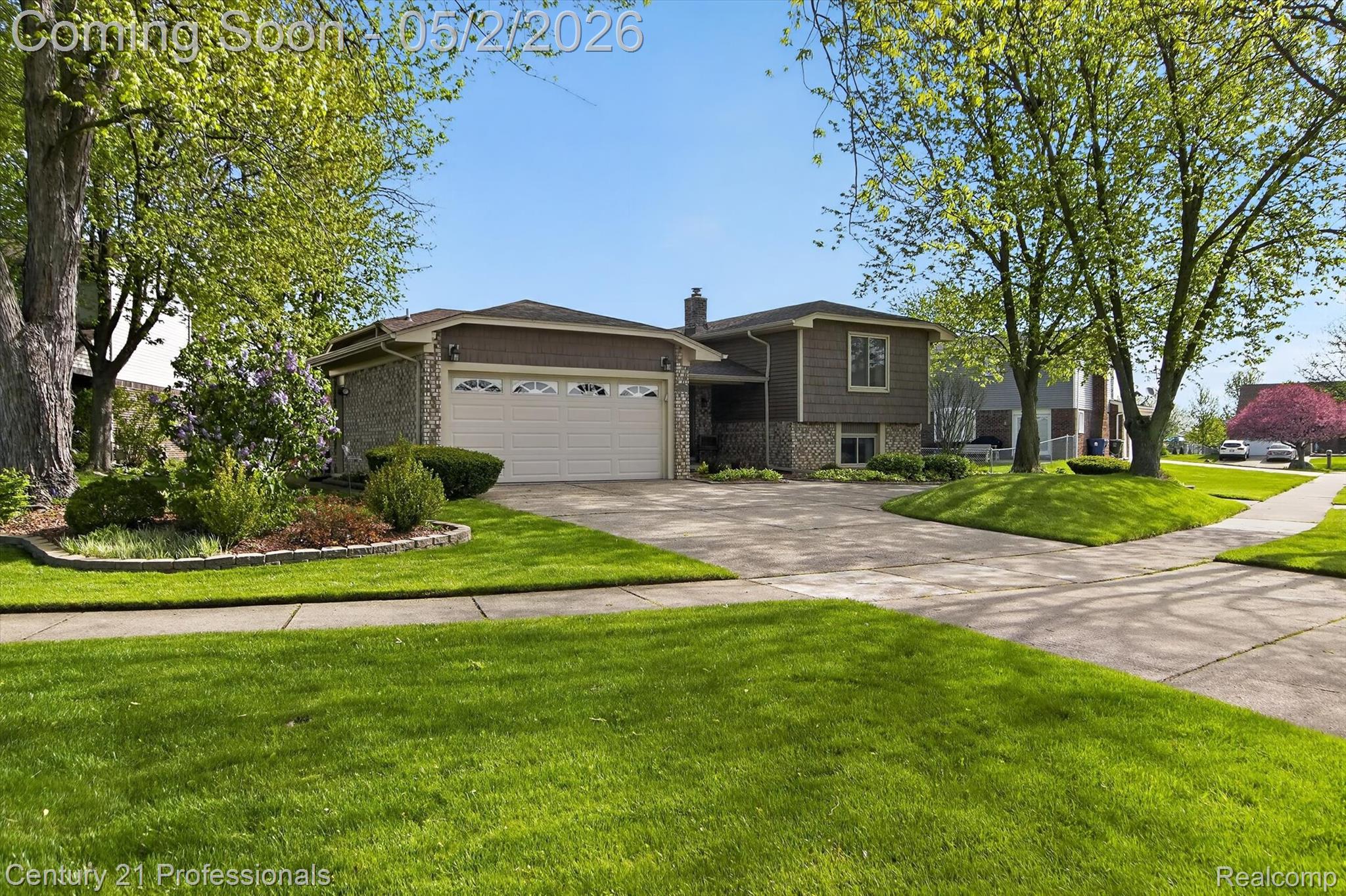 45560 Edgewood Court