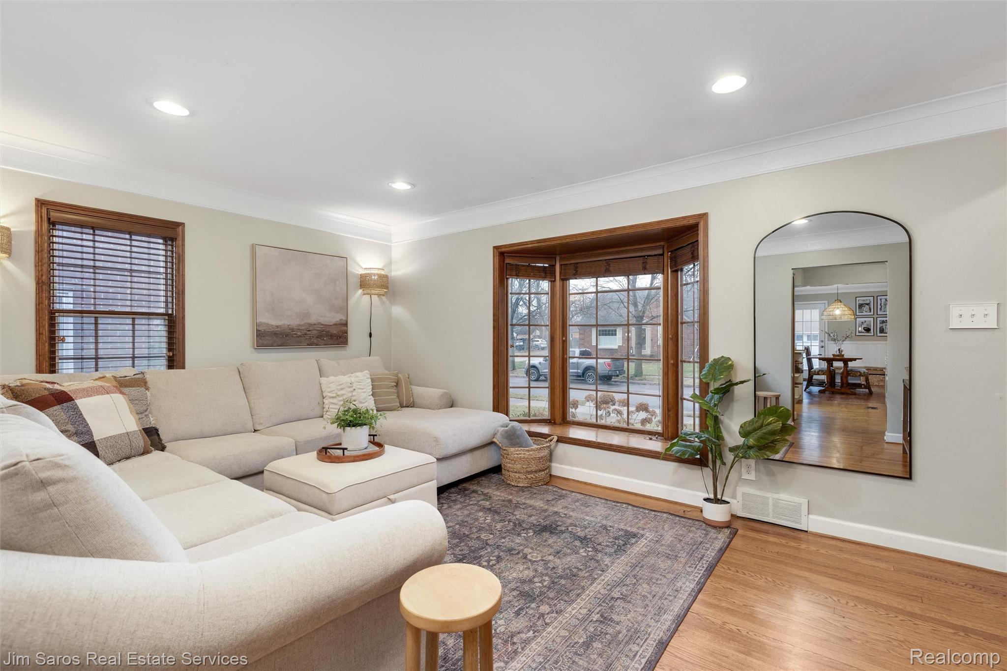 1506 N Pleasant Street