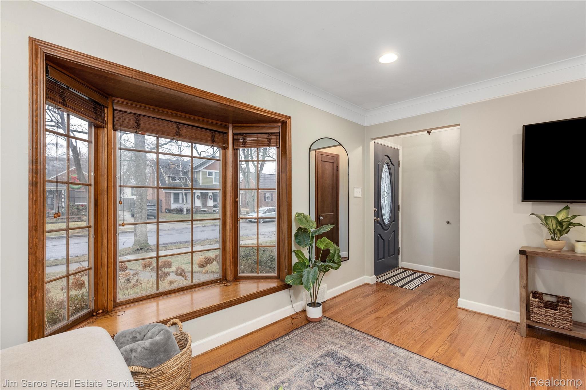 1506 N Pleasant Street