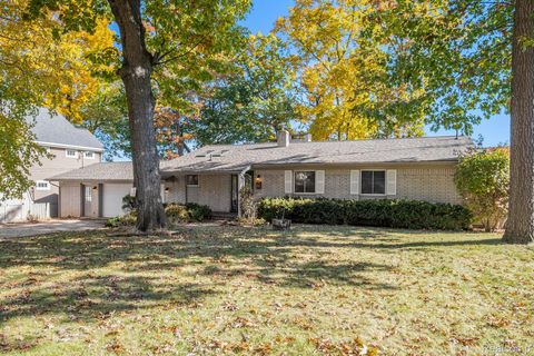 13355 Lake Shore Drive Fenton City MI 48430