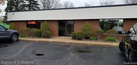 990 DECKER Road Walled Lake City MI 48390