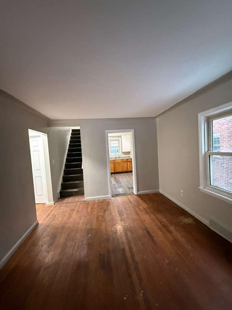 11704 Greenview Avenue