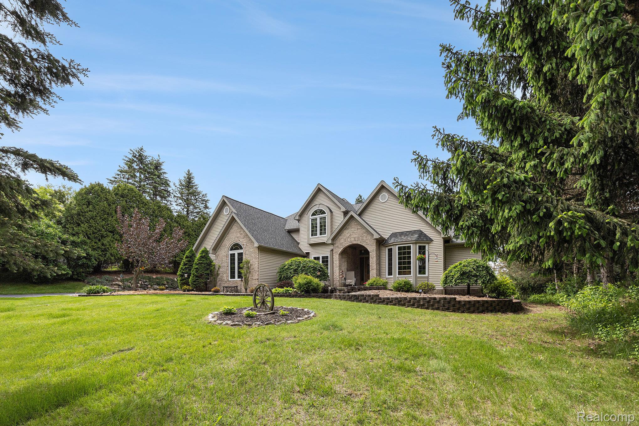 1437 RILLVIEW Court