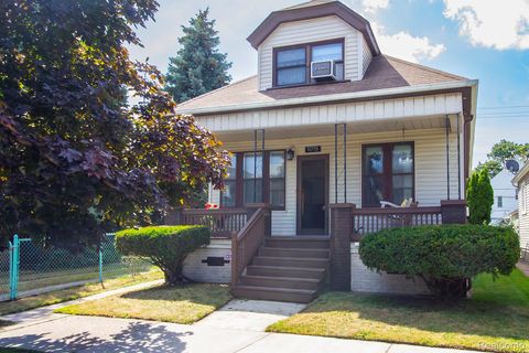 11715 Sobieski Street Hamtramck City MI 48212