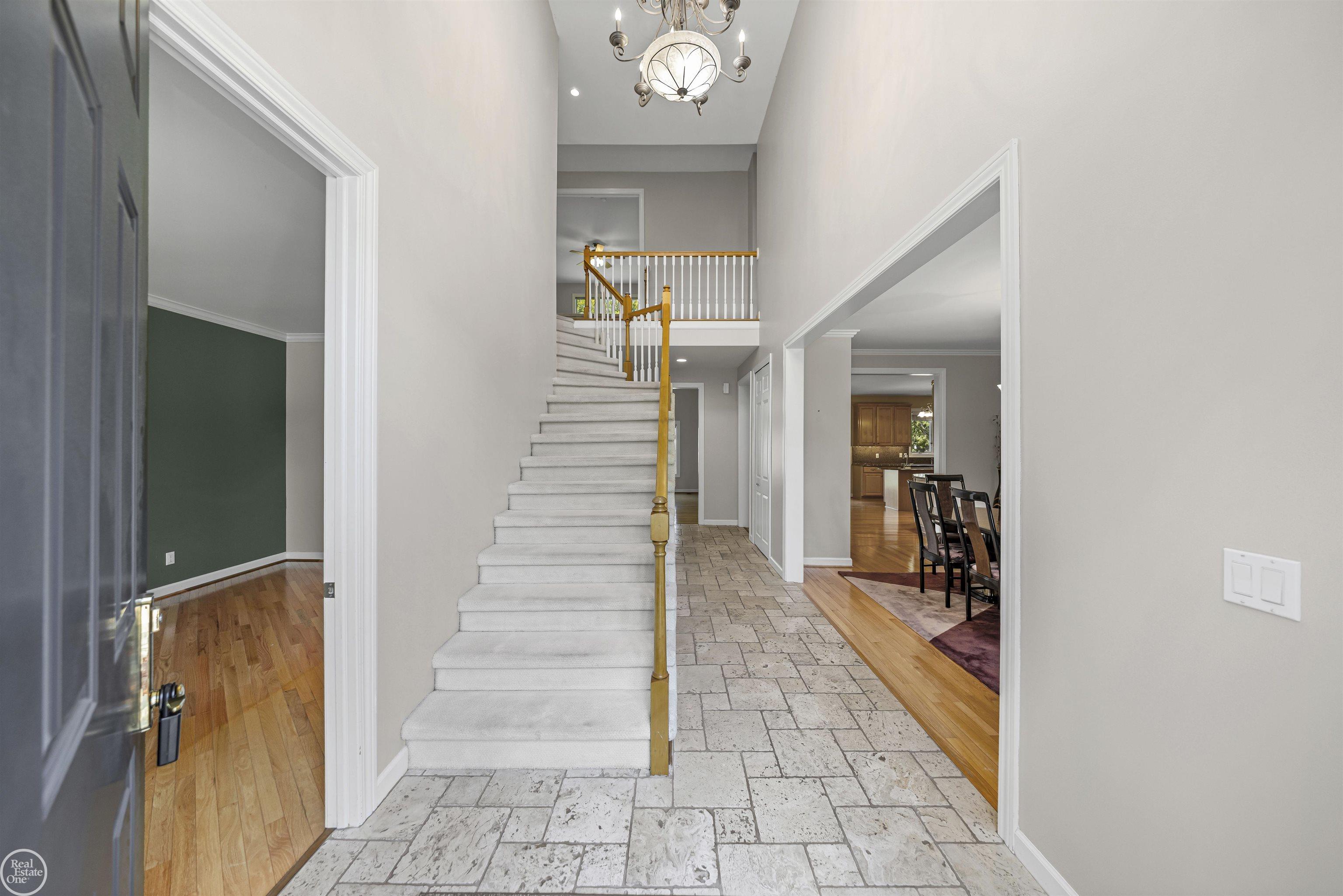 6331 Seminole Drive