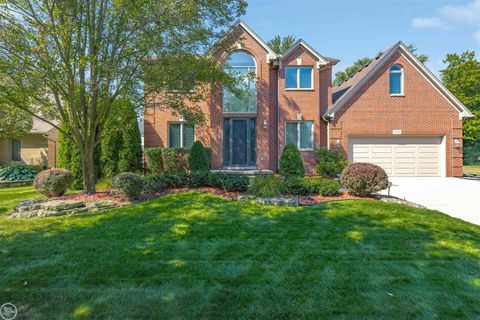 6331 Seminole Drive Troy City MI 48085