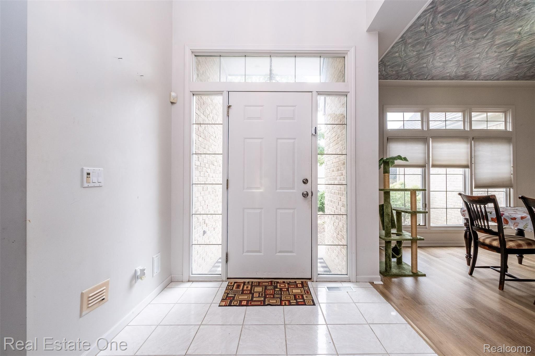 5560 Huron Hills Drive