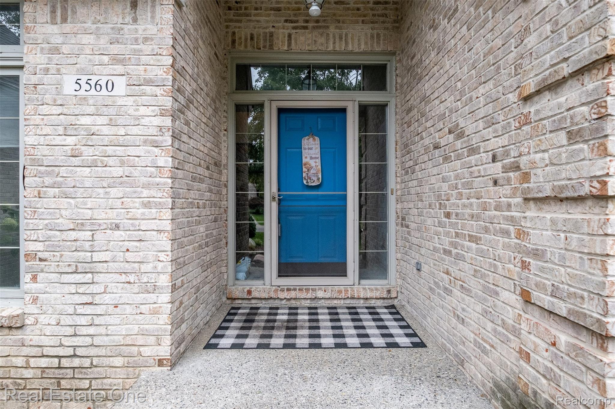5560 Huron Hills Drive