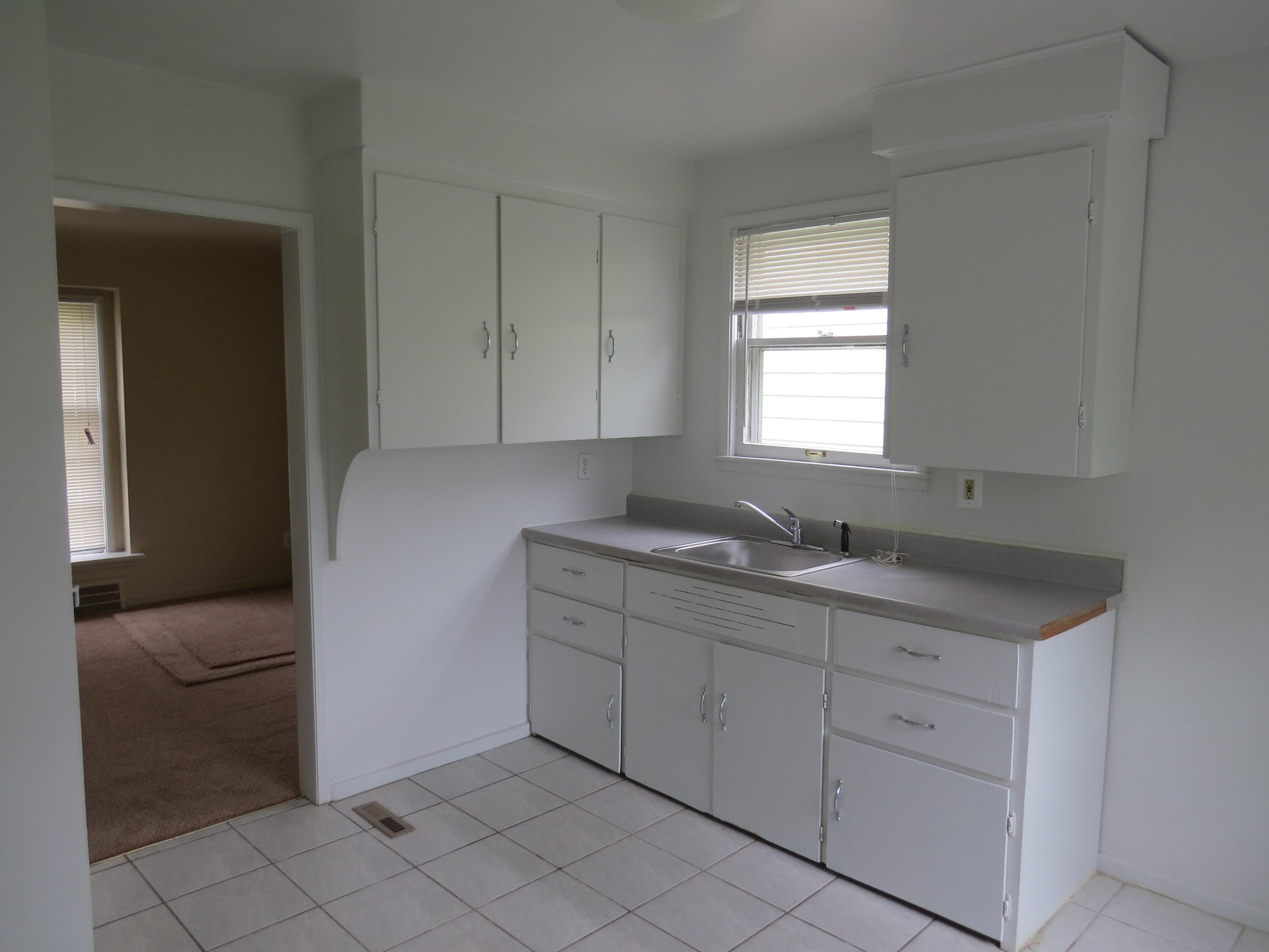 17538 Matthews Street