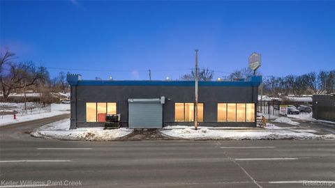 10311 W 8 Mile Road Detroit City MI 48221