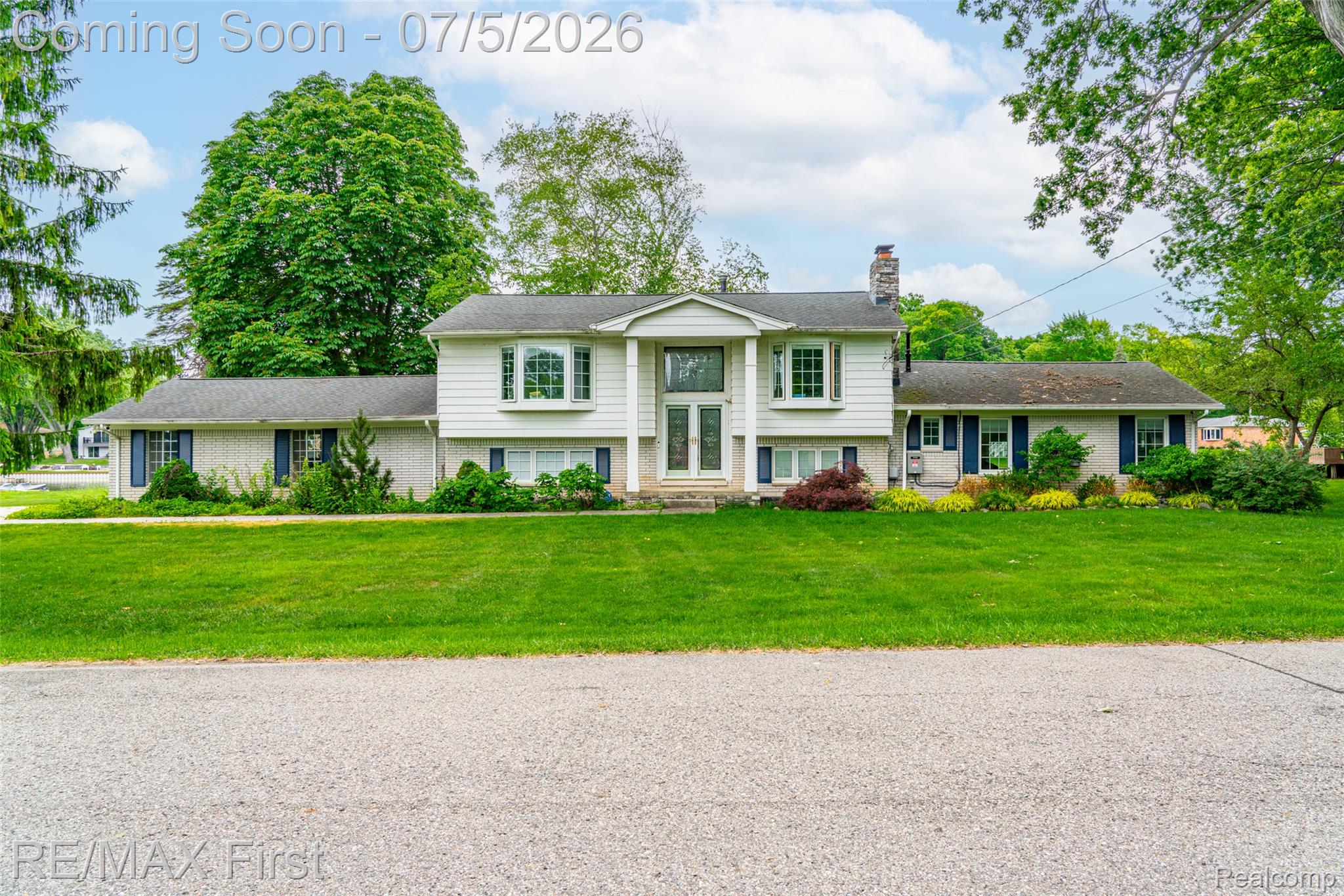 7436 Oak Bay Drive