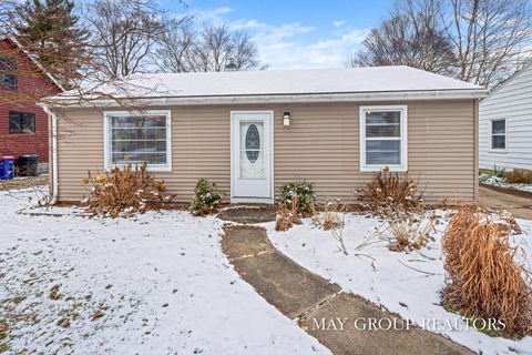 2901 Cheney Avenue NE Grand Rapids City MI 49505