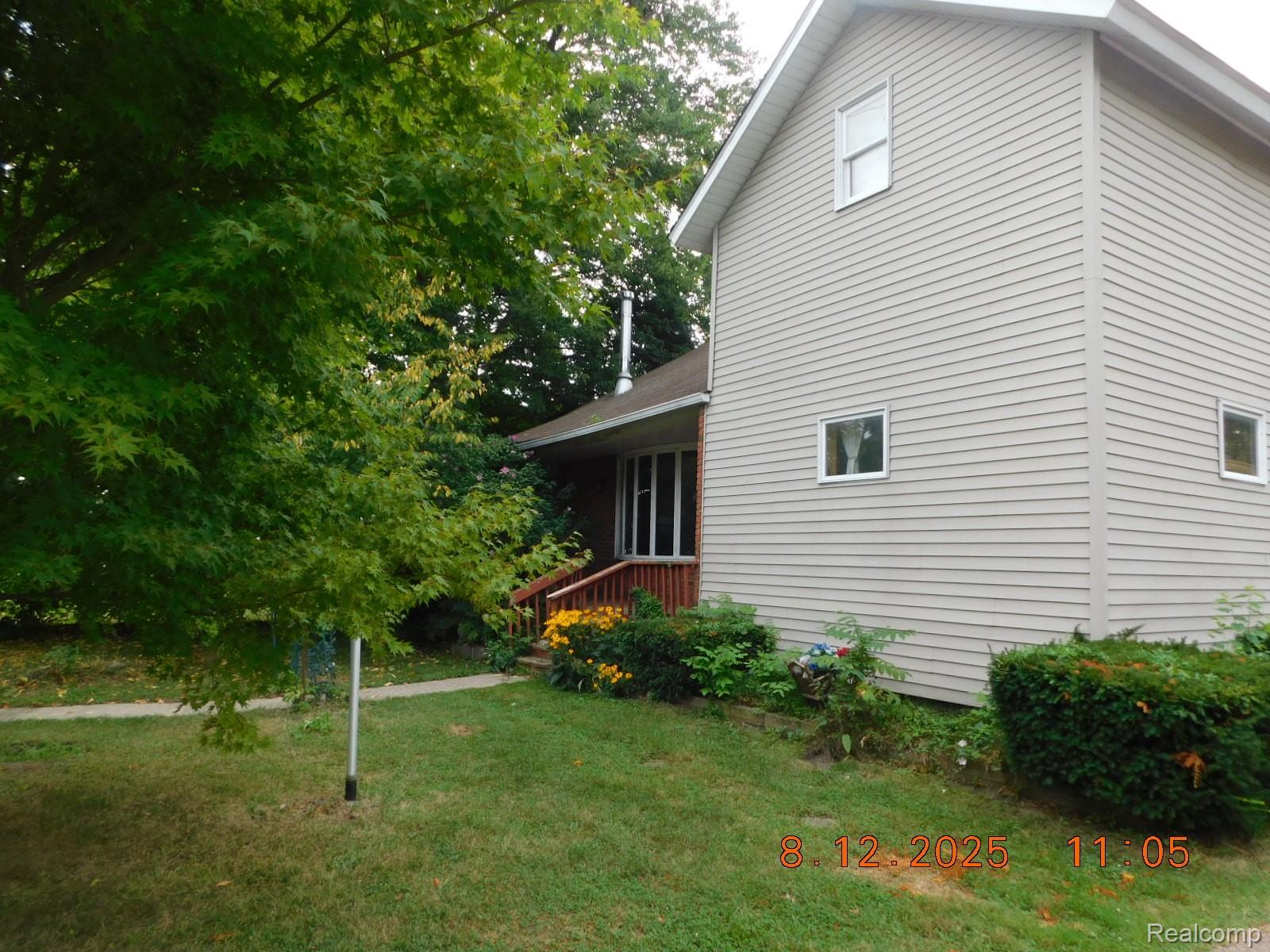 207 Garden Lane