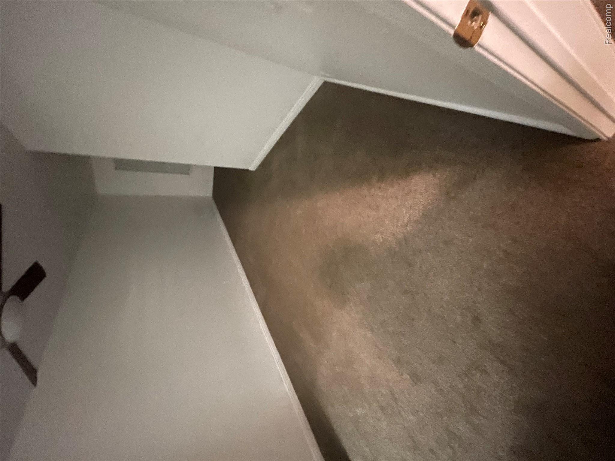 13239 St Ervin Avenue 34