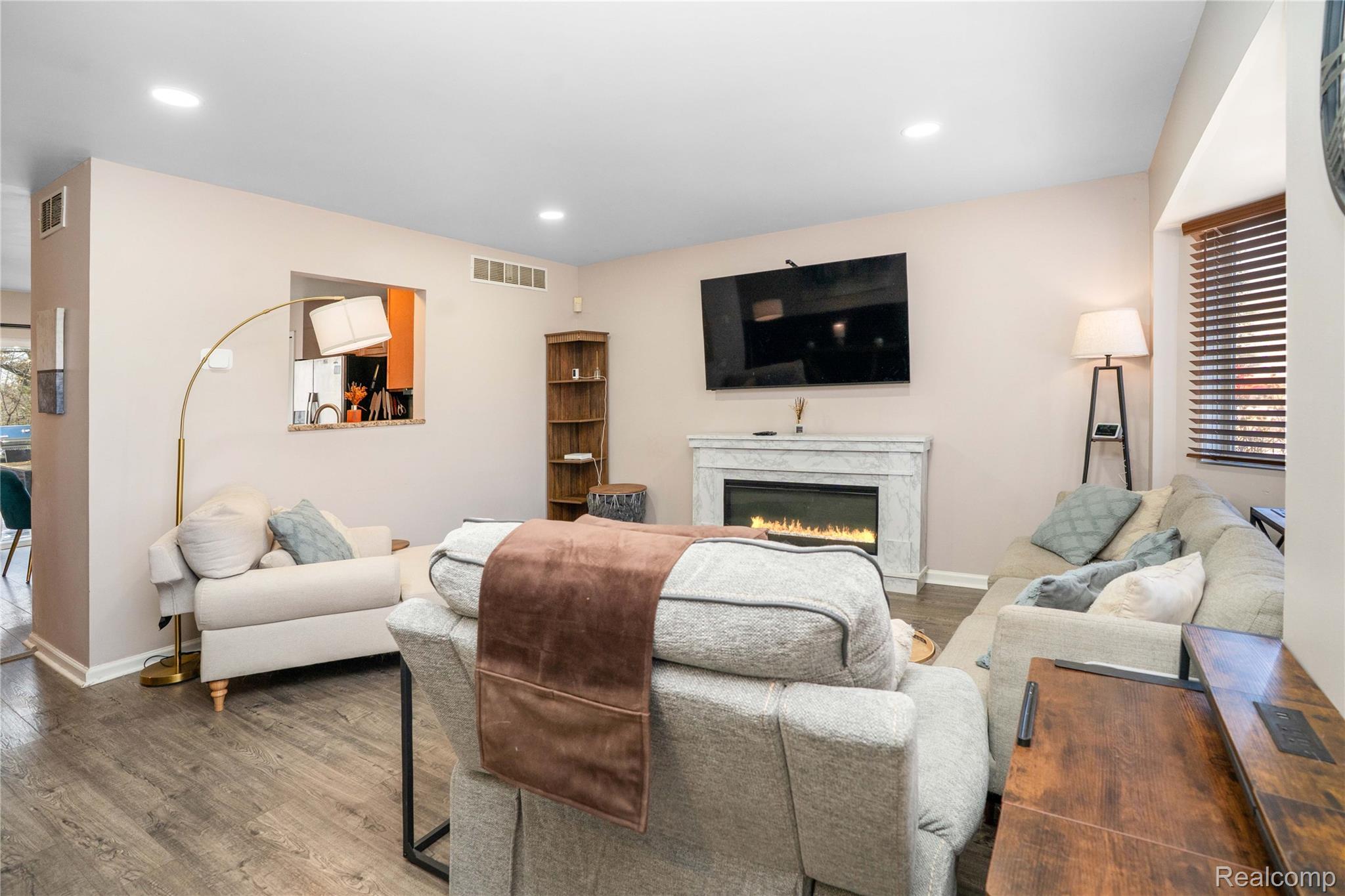 7093 Rolling Hills Drive