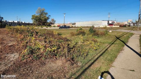 30935 Utica Road Roseville City MI 48066