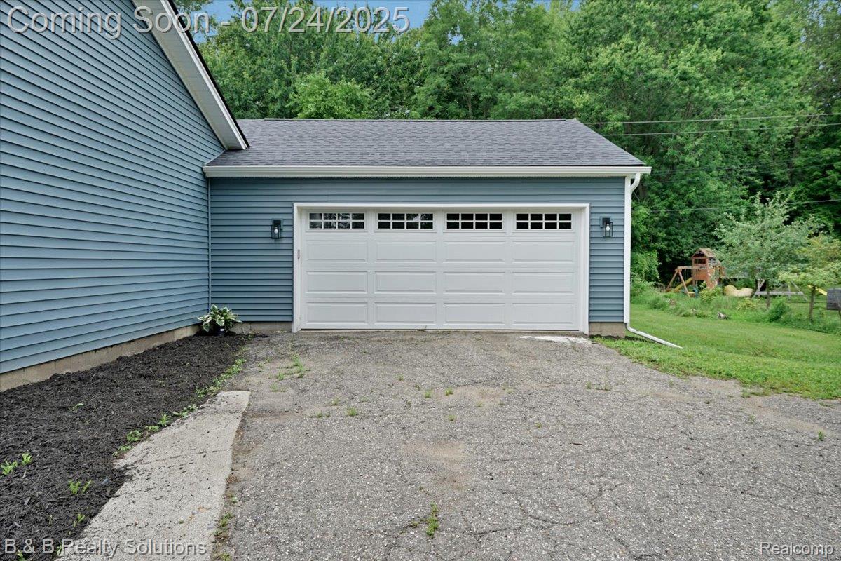 3220 Van Dyke Road