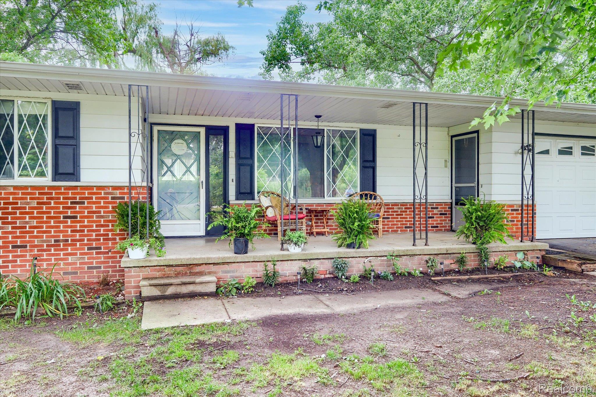 1154 Beth Drive
