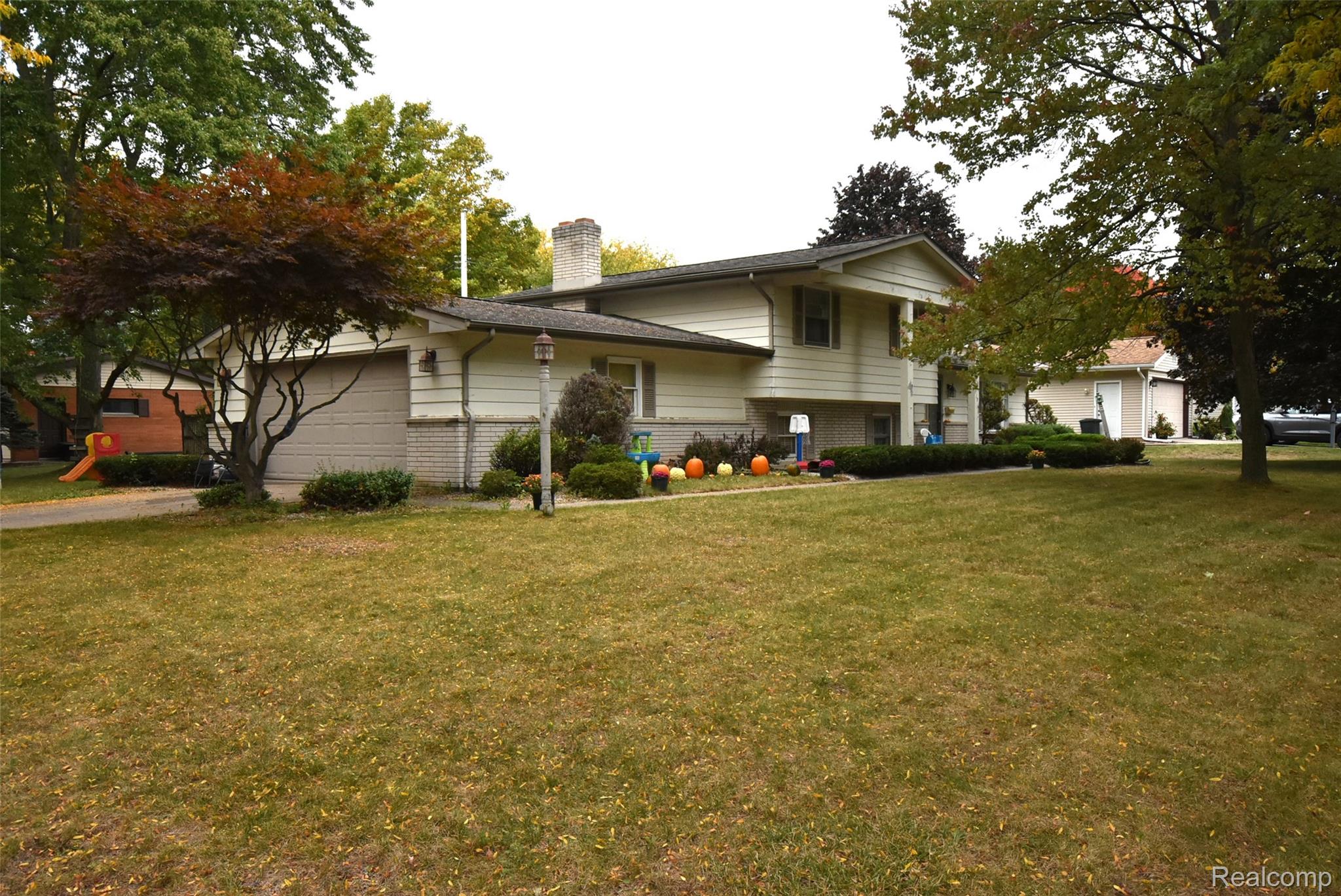 210 Frank Road