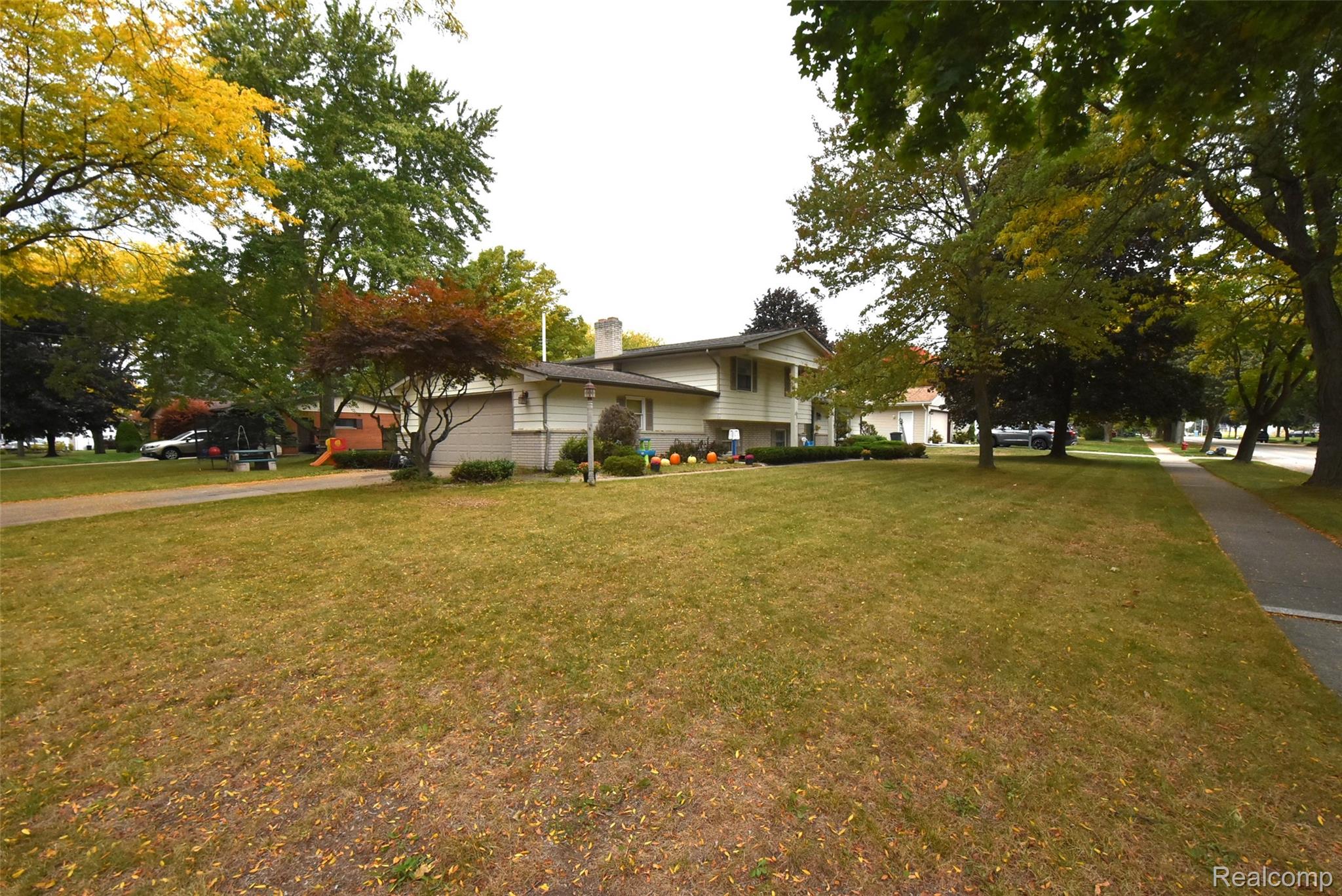 210 Frank Road