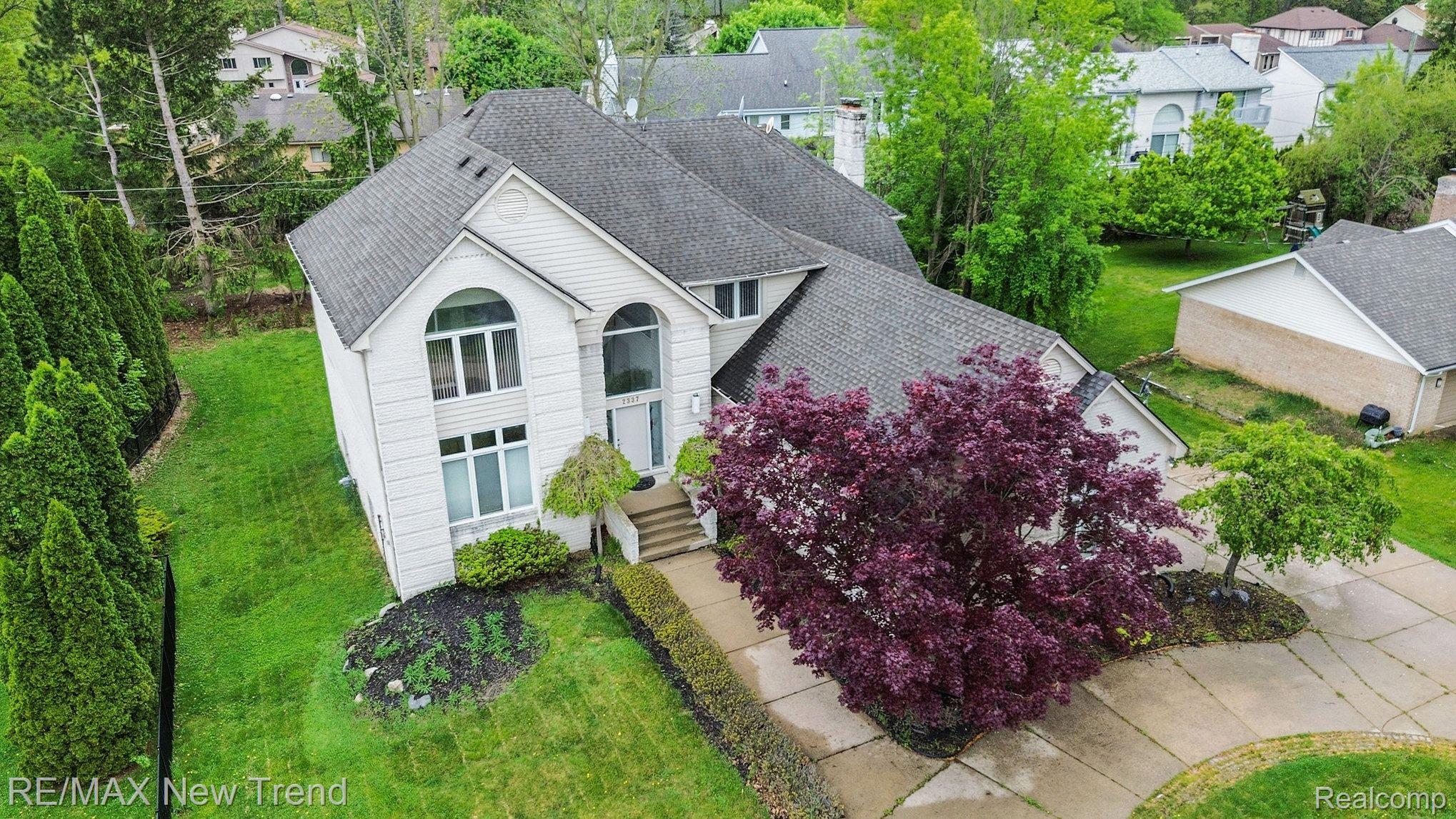 2337 HORSESHOE Drive