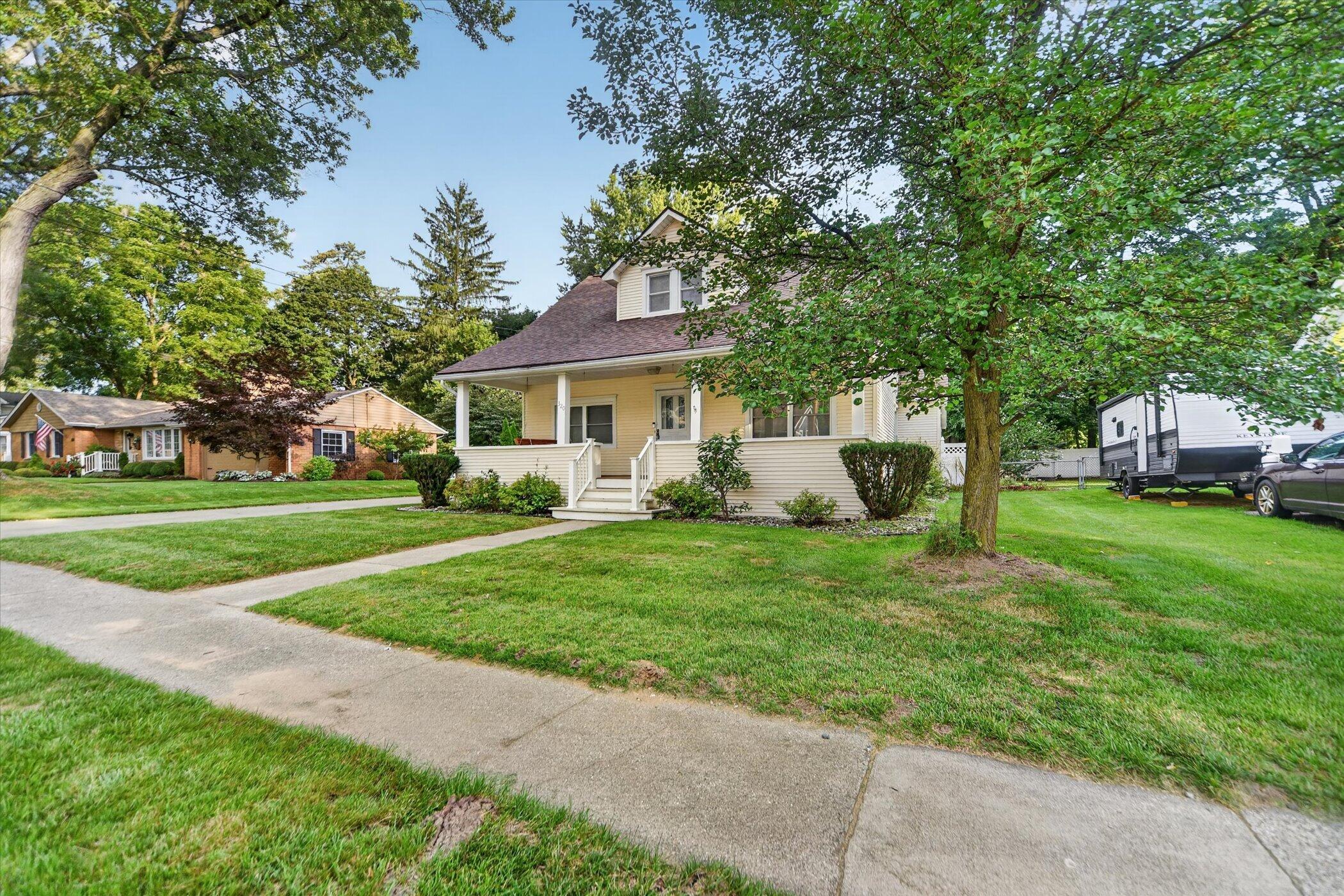 320 W Elizabeth Street
