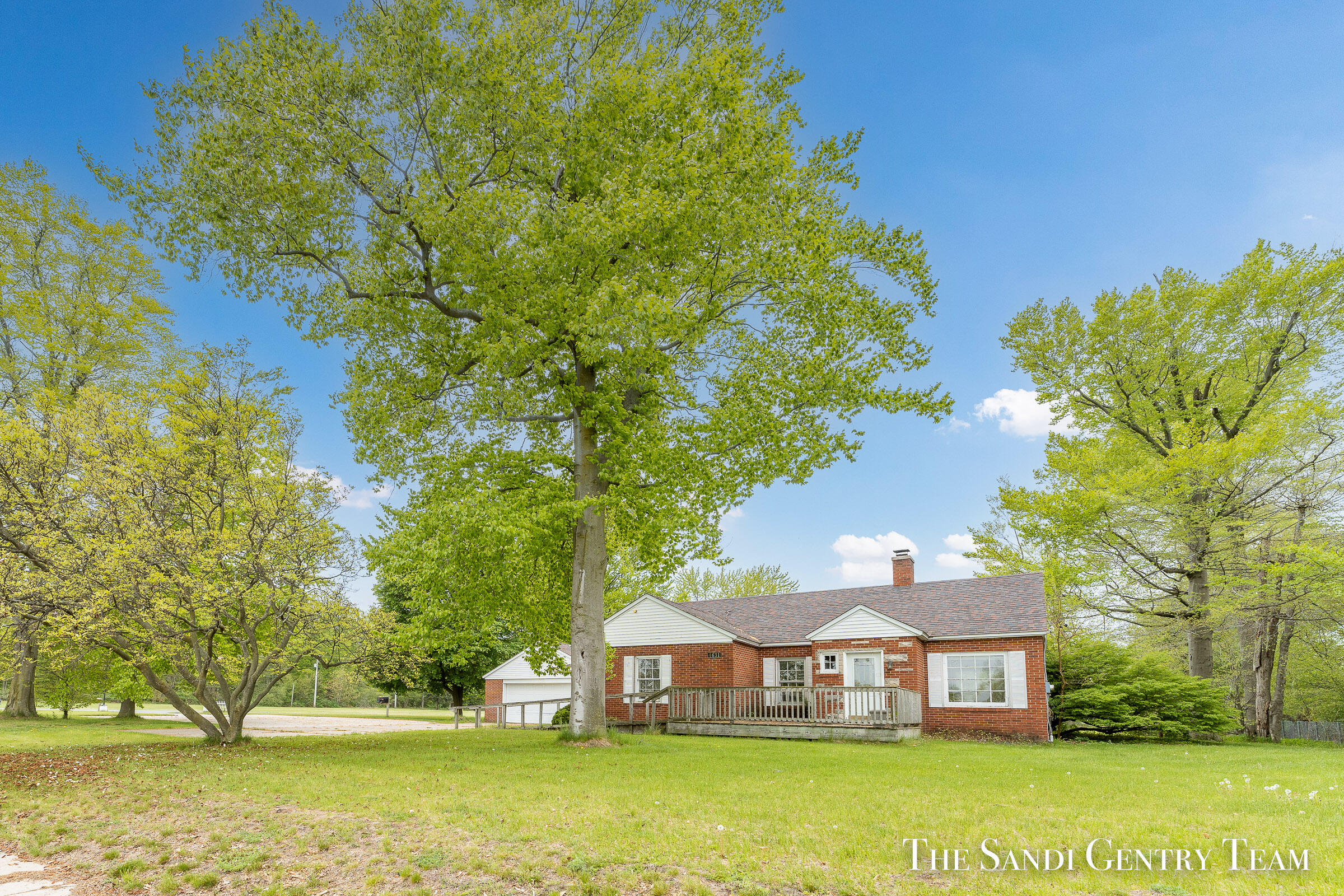 4631 S Harvey Street