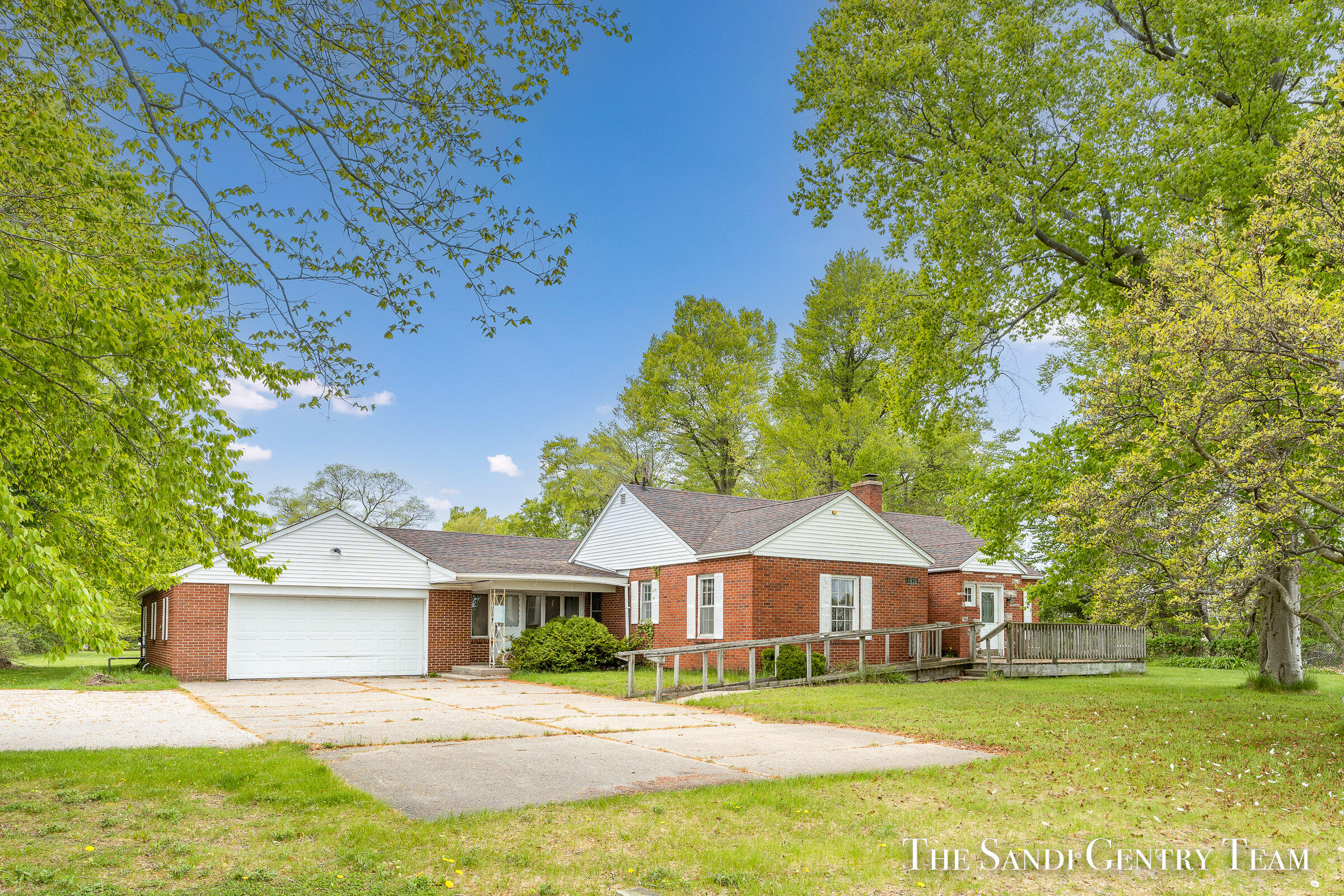 4631 S Harvey Street