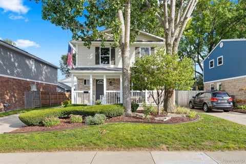 Photo for 1511 E 11 Mile Road