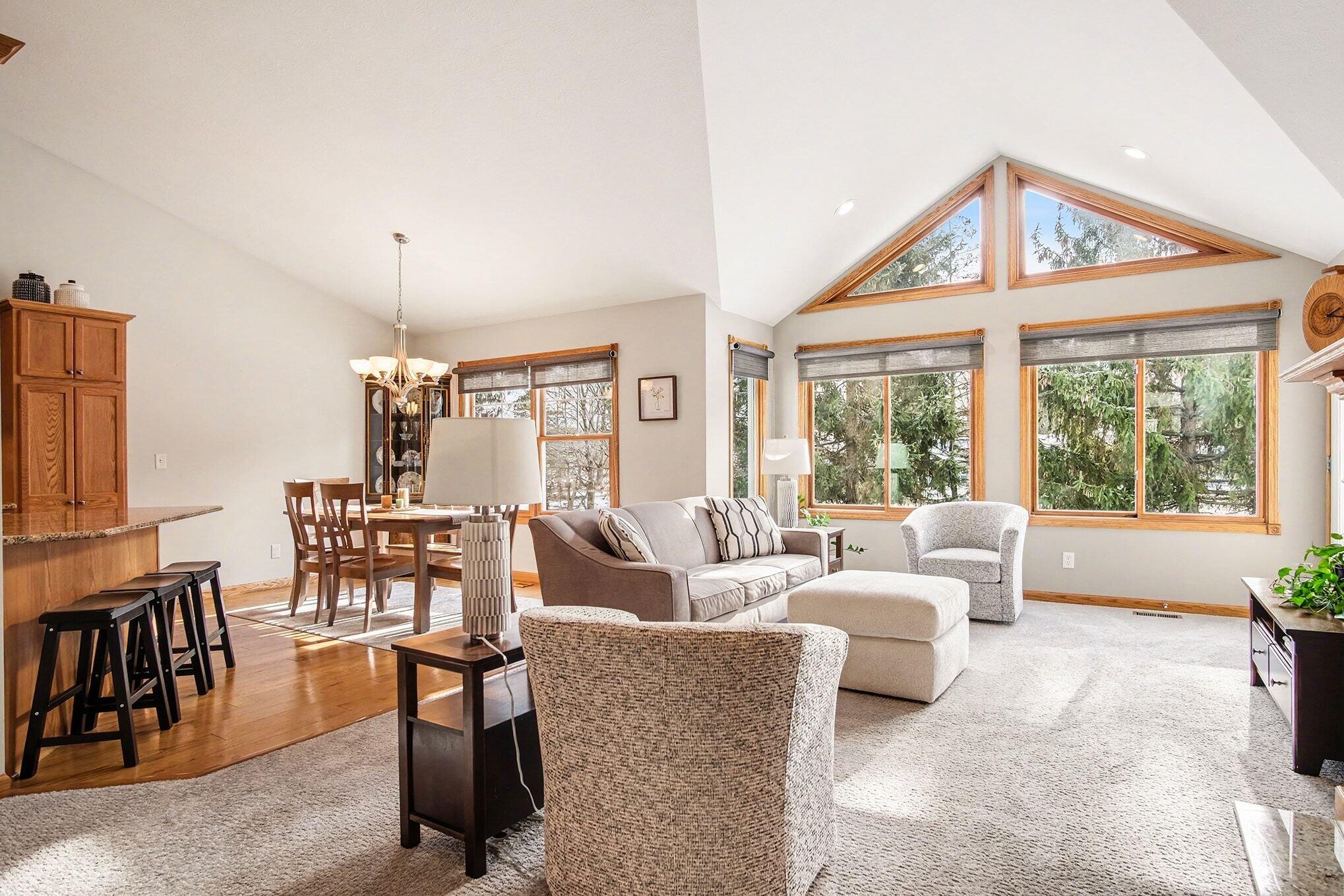 1215 Linwood Drive NW