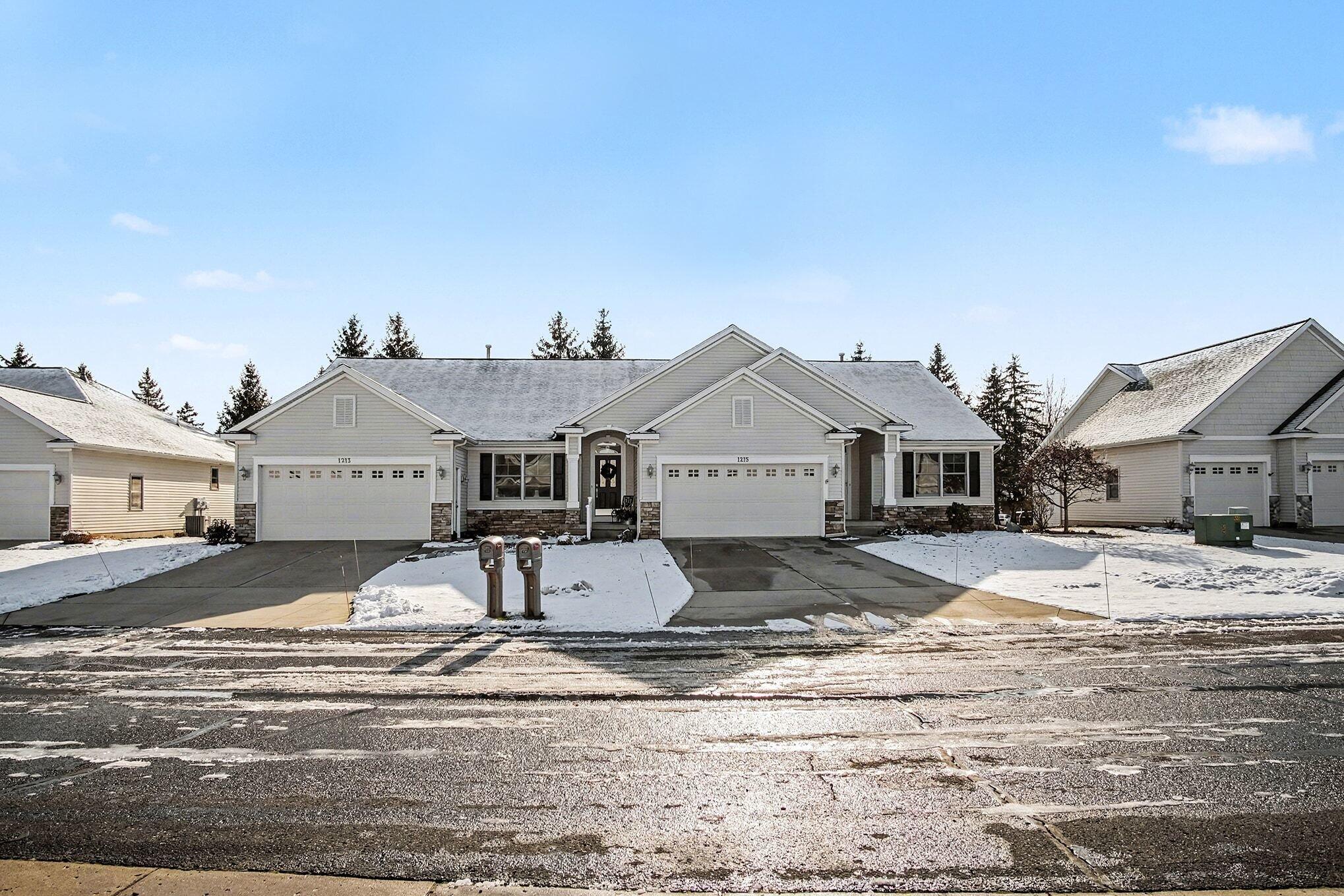 1215 Linwood Drive NW