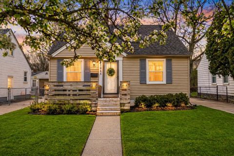 1844 Haynes Street Street Birmingham City MI 48009