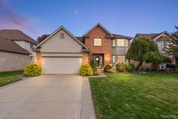 24647 BRENTWOOD DR, TRENTON, MI 48183 - Image b0b3427d7df993303cccf17dcc7baea6/4195883336