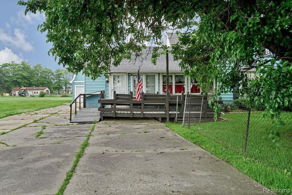 261 Fitz Road