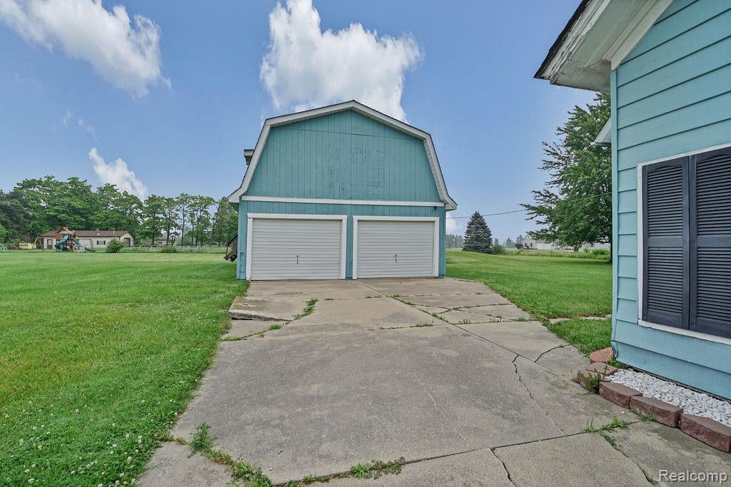 261 Fitz Road