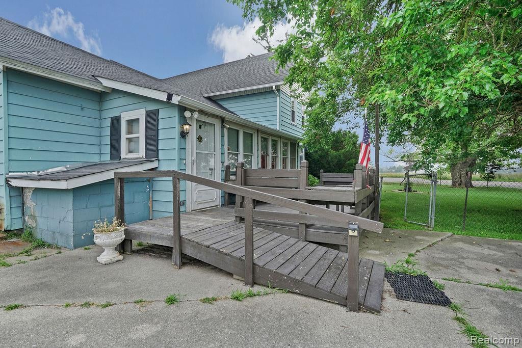 261 Fitz Road