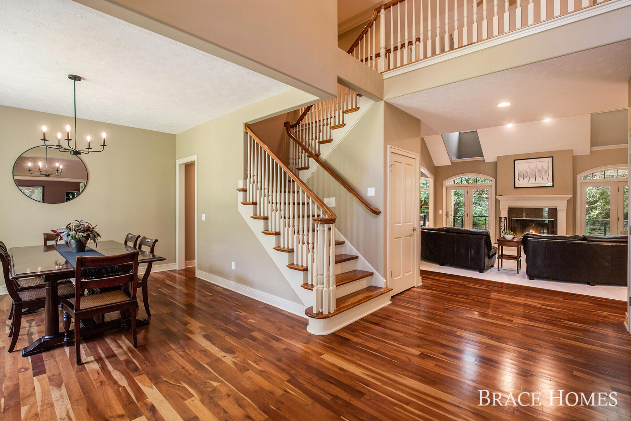 6450 Egypt Ridge Road NE
