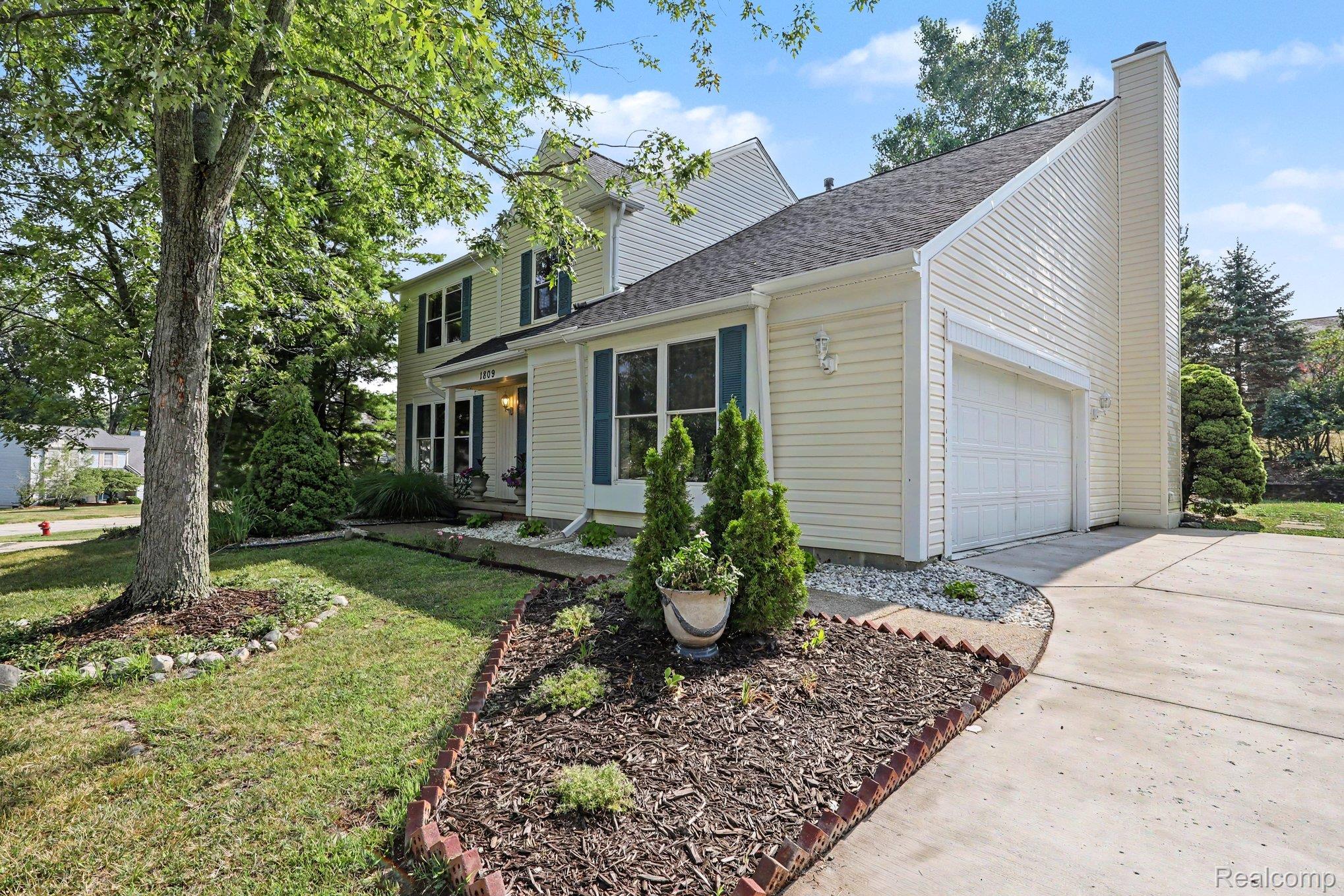 1809 Poppleton Drive